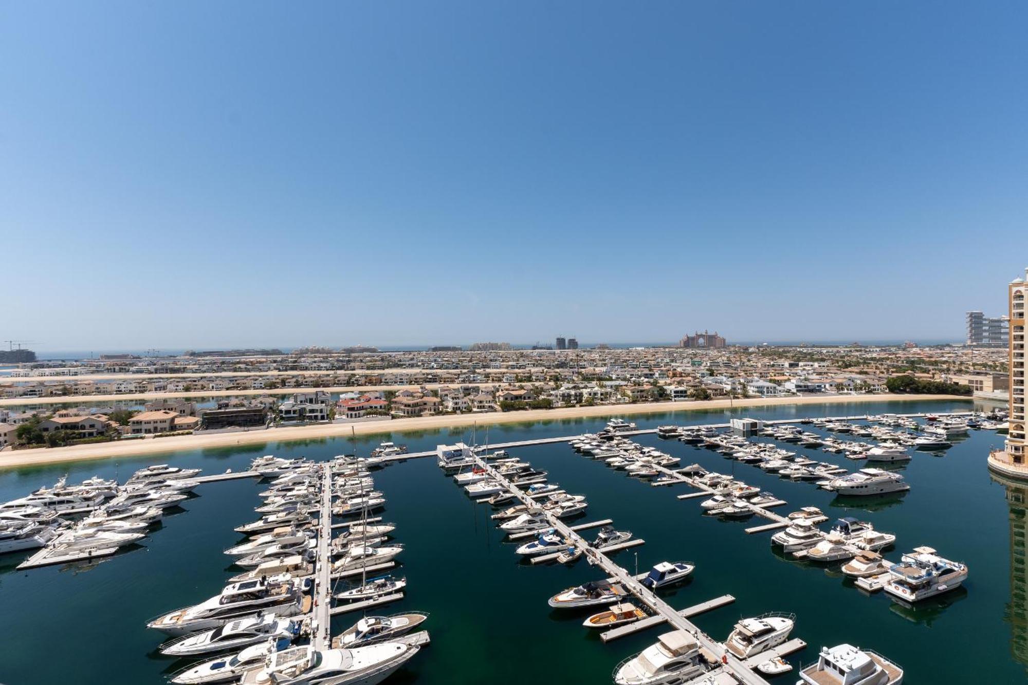 Oceana Residences, The Palm Jumeirah - Mint Stay Dubai Exterior photo